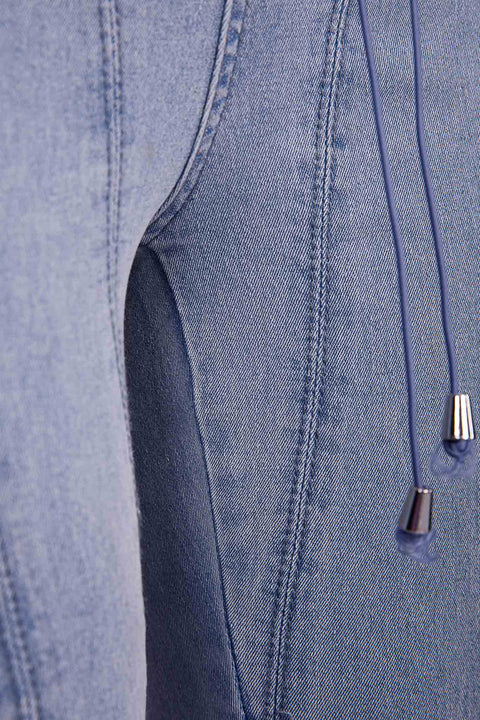 LACE-UP JEANS