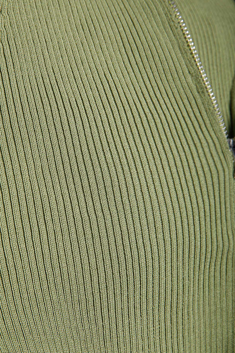 ΖΑΚΕΤΑ ΜΕ ΔΙΠΛΟ ΦΕΡΜΟΥΑΡ